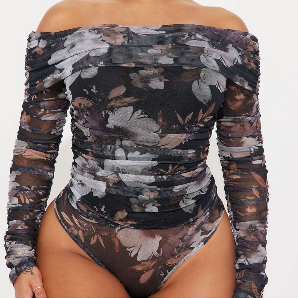 Fashion Nova Fatima Floral Bodysuit - Black/combo